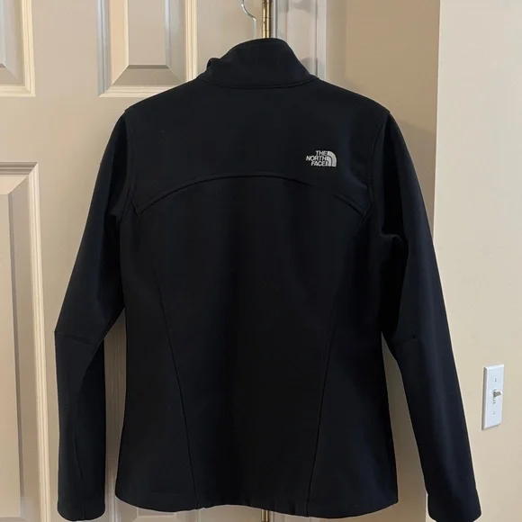 The North Face Black Ski & Snow Jacket - Picture 2 of 4